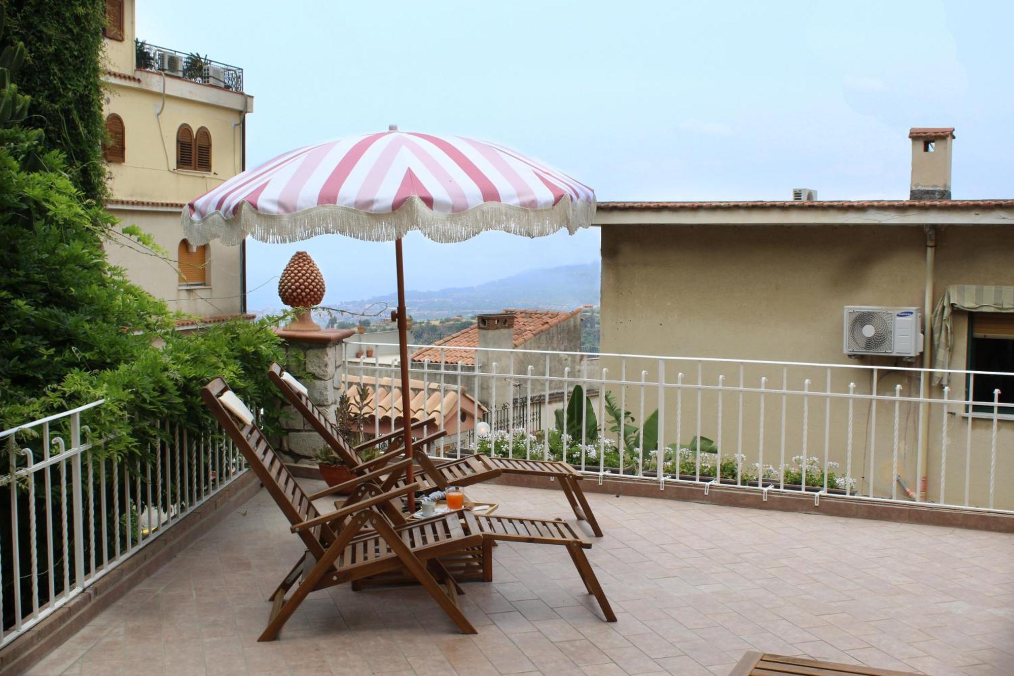 Donna Rosa - Your Home In Taormina Eksteriør bilde